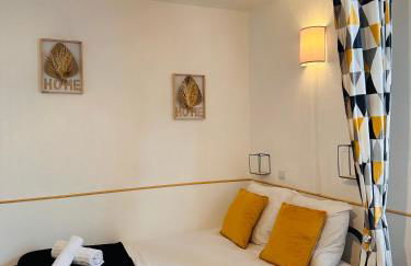 ORLEANS CENTRE PROCHE GARE - Appartement fonctionnel Résidence calme Parking privé gratuit - LE CENTRAL ELEGANCE - Foto 1