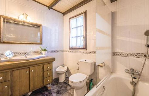 Lovely Home In Vidreres With Wifi - Foto 29