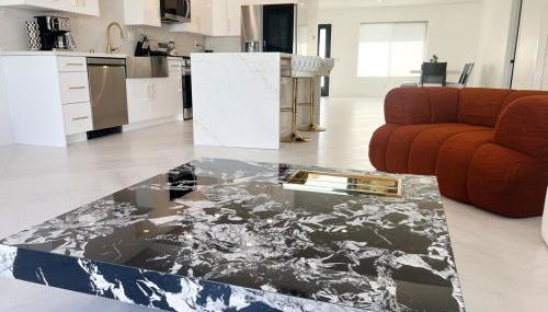 Luxury 3BR, 2BA Newly Renovated with Huge Backyard - Foto 3