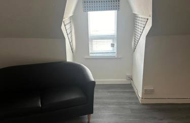 Apartment 2 Sheriff suits - Photo 14