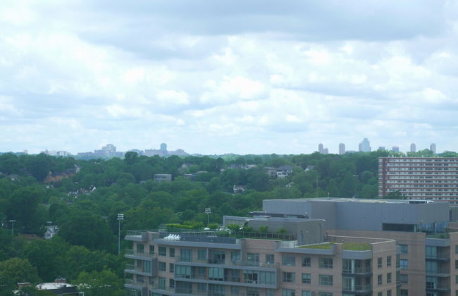 Pentagon Luxe Apartments - Photo 32