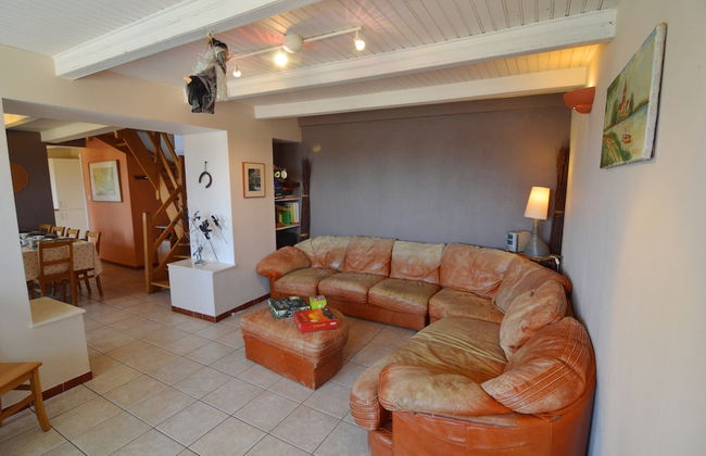 Modern Farmhouse in Chassepierre With Terrace - Foto 28