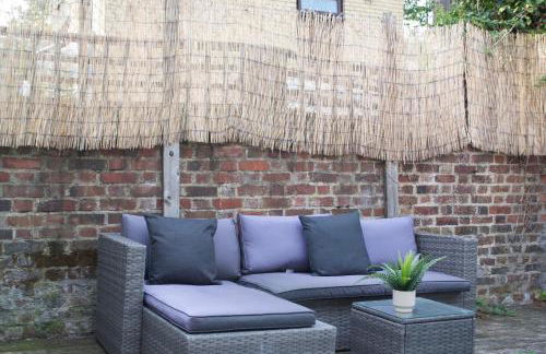 Stylish 2-Bed Garden Flat, 5 Mins to Brixton - Photo 45