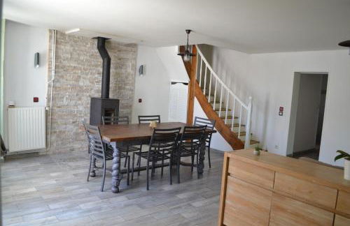 Maison 3 chambres , terrasse et garage à 20 min de La Rochelle - Foto 3