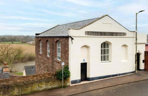 Luxury Riverside Duplex Apartment for 4 - Photo 18