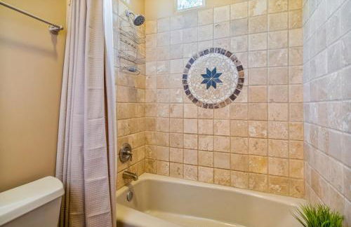 Quail Mountain Desert Resort: Heated Pool, Mt Vews, all BR's King & TV's, Hiking - Photo 25