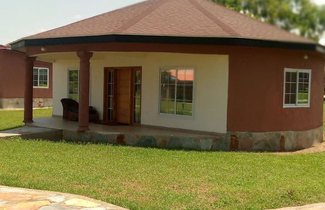 Solent Villas Resort - Photo 8