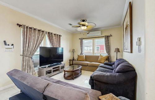 Amazing Canal Front Hot Tub Boat Ramp - Foto 3