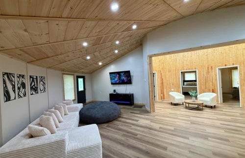 Stunning Lakefront Treehouse! Must book! - Foto 25