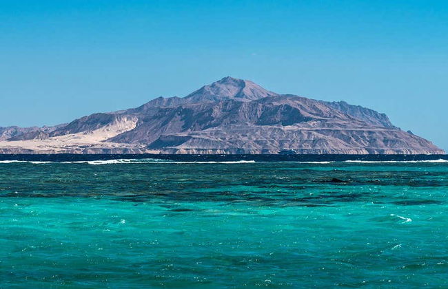 Excursão de barco e snorkel na Ilha Tiran - Foto 2