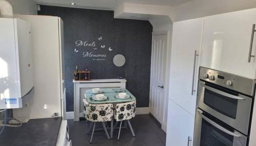 Fabulous 3 bedroom house , sleeps up to 5-7 guest. - Foto 5