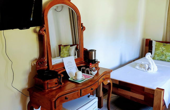 Lucy's guesthouse - Photo 4