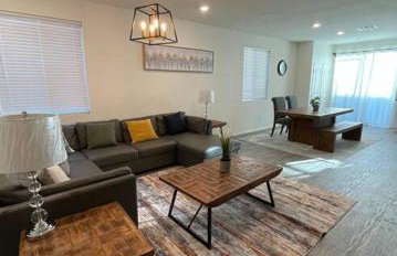 Spacious Modern Home in Sierra Lakes Fontana - Photo 30