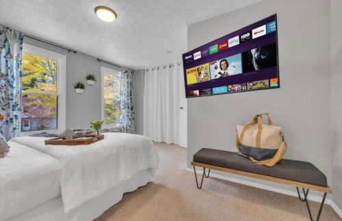 Renovated townhome on bike path includes bikes - Foto 25