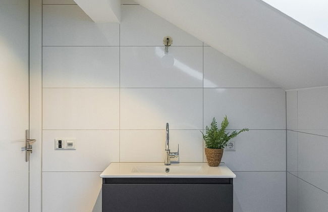 Villa in Brabant With Spa and Sauna - Photo 19