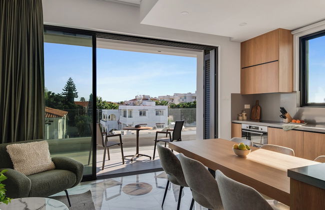 Sanders Olive - Chic 3-bdr Apt With Shared Pool - Foto 8