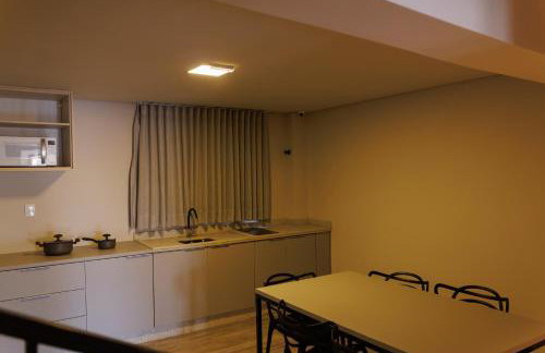 Lou Suites - 32 - Moderno e Prático - Foto 11