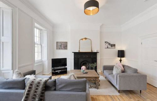 Large Luxury City Centre Flat with Balcony - Foto 7