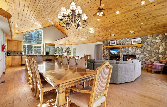 The Lodge on Oaxaco - Epic Man Cave / Billiard Room - Foto 33