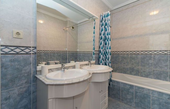 T1 Wifi, Balcony With Bbq, air con 8min Walk From the Marginal of Cabanas - Foto 12