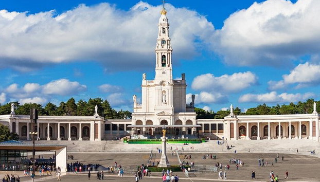 Official Guided Private Full Day Tour to Fatima - Photo 5, Discover the Sanctuary of Fatima in total comfort on the Fatima Full Day Private Tour (from Lisbon), a premium private experience with hotel pick-up and expert local insights.
