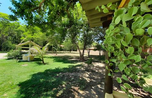 Casinha Amarela - anexo ao Camping Pé na Jaca - Foto 14