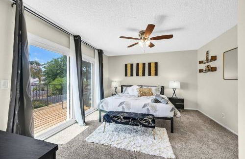 4BR Family Home, Private Pool & BBQ, Near Strip - Foto 2