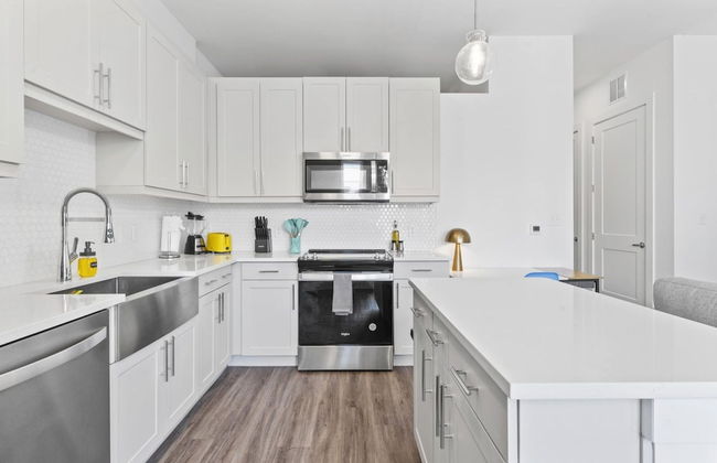 Prime West Downtown Studio w Washer Dryer - Foto 10