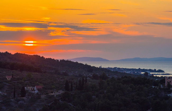 Villa Roza - One Bedroom With Swimming Pool - Photo 30