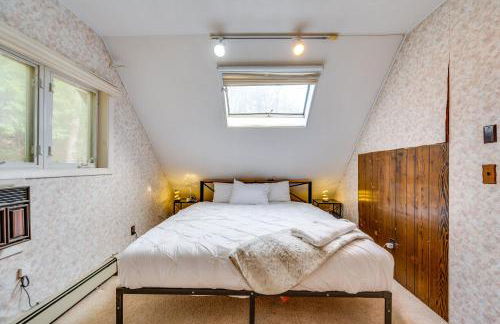 Haverhill Mtn Retreat Hike, Ski, Relax in Hot Tub - Foto 21