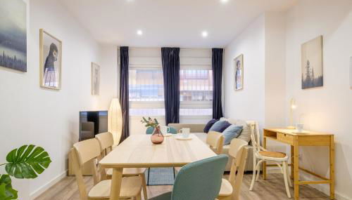 Apartment with Open-air Space - Photo 3