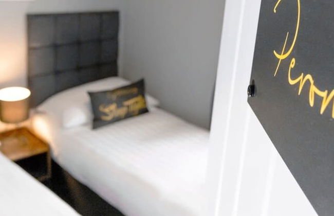 The Gathering Chester 1 Sleeps 14 Very Close to City Centre - Photo 21