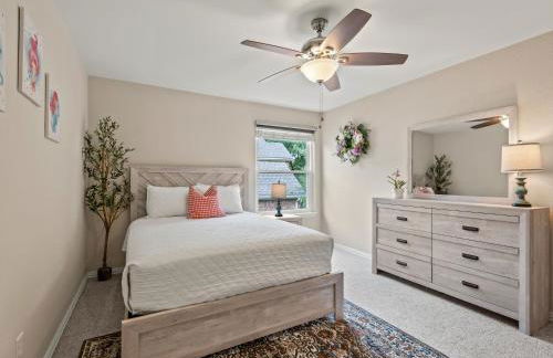 The Sapphire Sanctuary with Pool - Photo 50