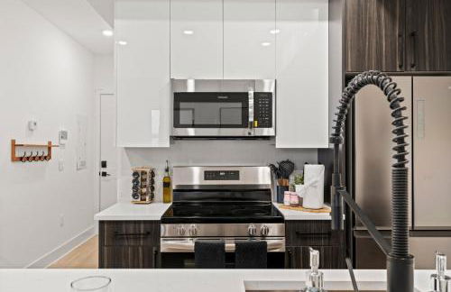 Charming LUXE 1BR, Free Parking, Kitchen and Laundry - Foto 23