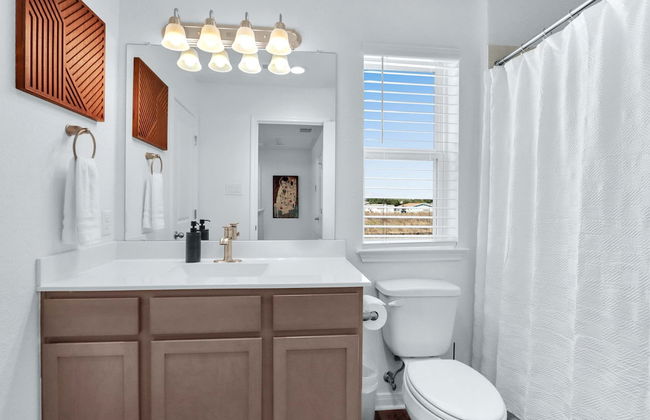 Gorgeous 2 BDR Cottage Minutes to Everything Nbtx! - Foto 14