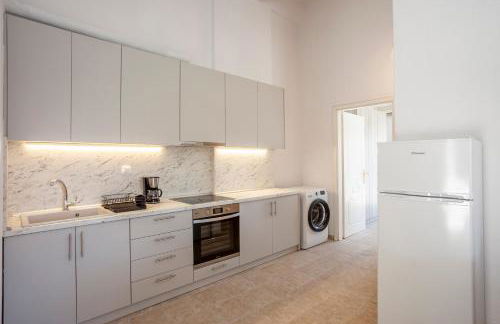 Aris Luxury Apartments - Photo 28