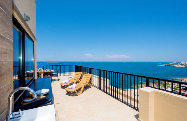 Islet Seafront Penthouse with Hot tub - Foto 50