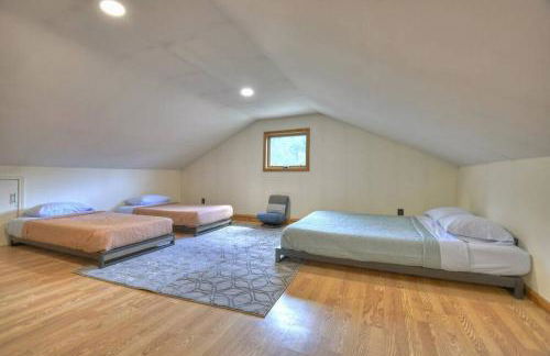 The Chariot - Creek Front with HotTub, Fire Pits, Billiards, EV Charger - Sandalwood Stays - Foto 27