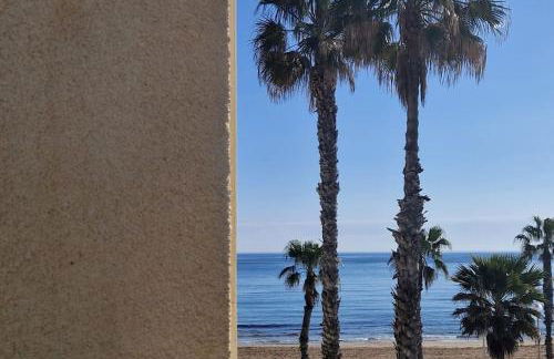 Seafront House,Sea Views,Pool and BBQ, Airport 10 mns - Photo 19