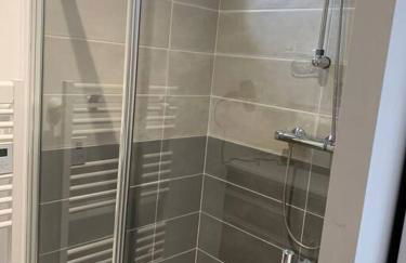 Très beau gîte neuf et fonctionnel aux portes du Mans et du circuit - Photo 3