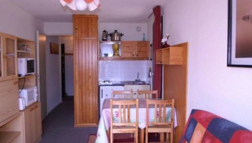 Studio cabine cosy avec balcon, 400m des pistes, casier à skis, proche commerces et remontées mécaniques. - FR-1-557A-15 - Foto 4