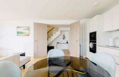 Executive Waterfront Split Penthouse - Foto 9
