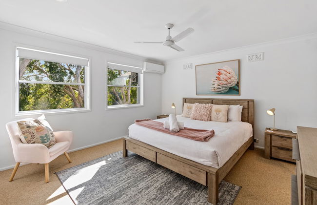 Noosa Entrance Waterfront Resort - Photo 13