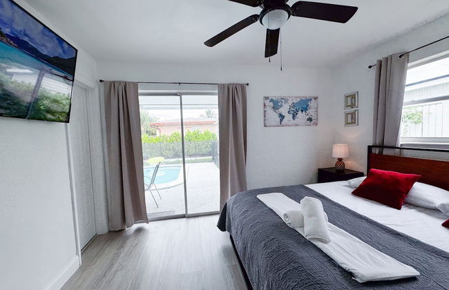 Tropical Villa King Bed Pool Top Location - Foto 8