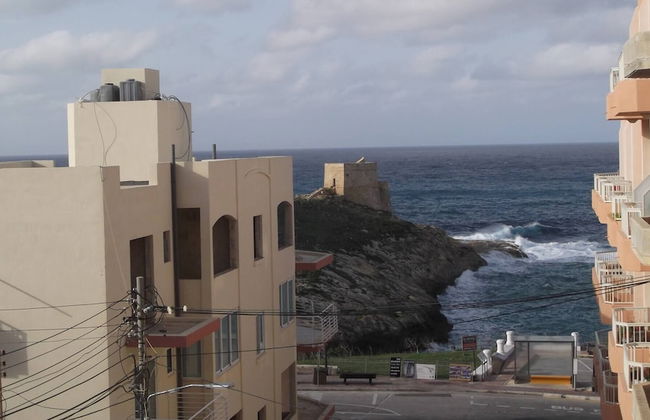 Sea and Country View 1st Floor Apartment - Foto 1