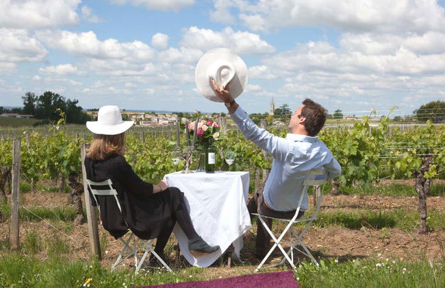 Saint Emilion Tour + Wine Tasting in a Winery - Foto 6