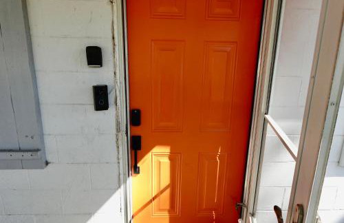 White Picket Fence - EV Charger! - Foto 2