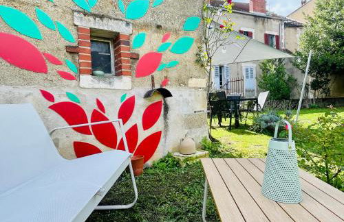 Maison et Jardin Le 14 à Auxerre - Confort et Détente - Foto 56