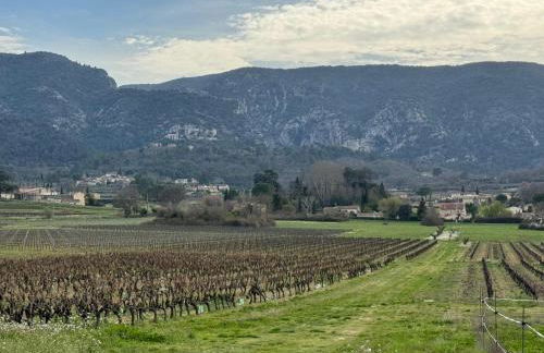 Villa Nicole avec piscine & jardin privés, parking dans le cœur du Luberon, proche Gordes, Roussillon, Goult, Bonnieux - Foto 45
