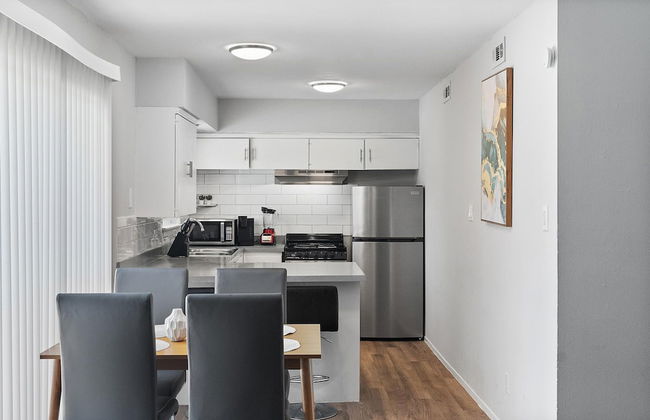 Modern 2BR Near UT Hyde Park Evonify - Foto 29